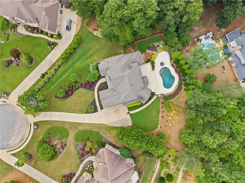 210 Manor Close Milton GA 30004