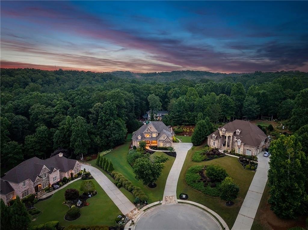 210 Manor Close Milton GA 30004
