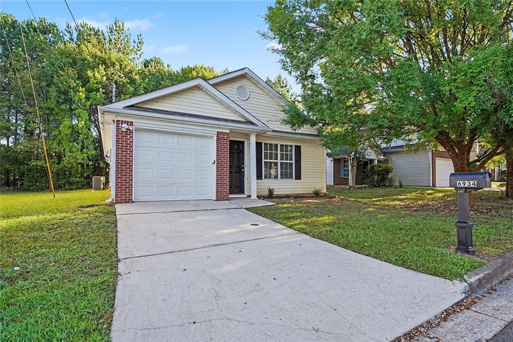 6934 Red Bone Way Stonecrest GA 30038