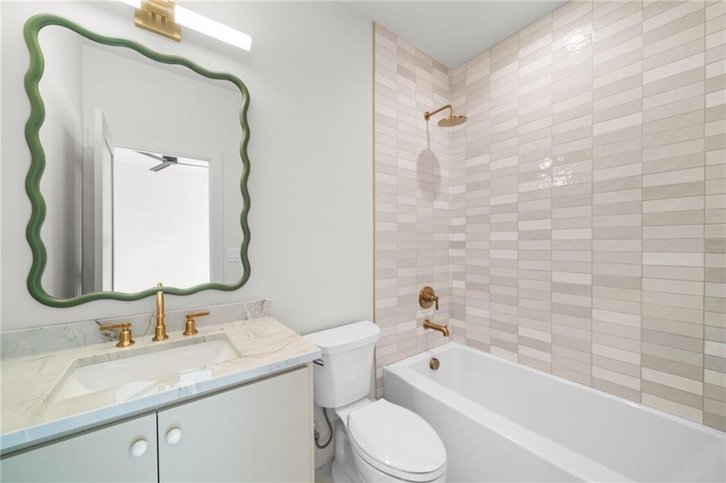 175 Pebble Trail Alpharetta GA 30009