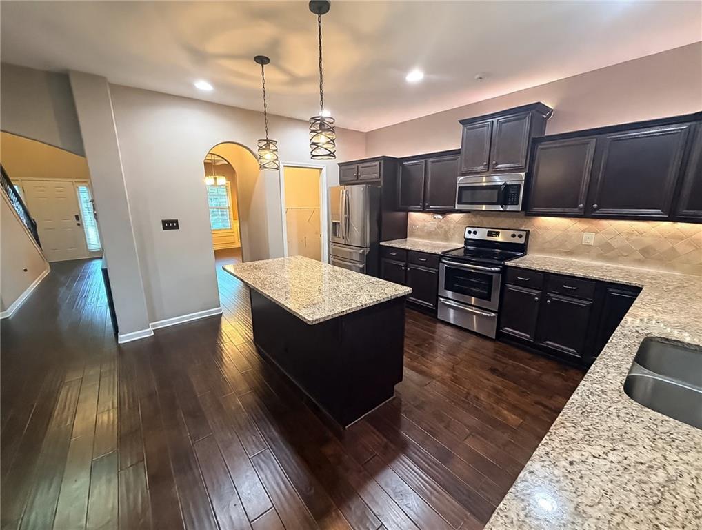 320 Cliffhaven Newnan GA 30263
