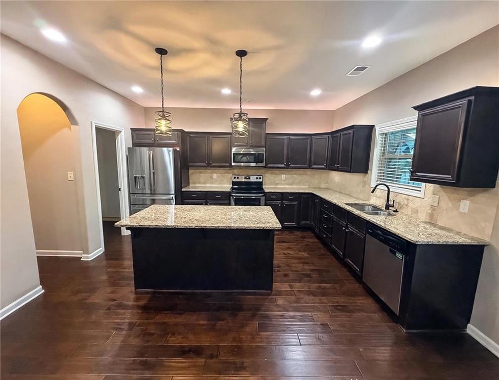 320 Cliffhaven Newnan GA 30263