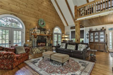 20 Palisade Drive Ellijay GA 30540