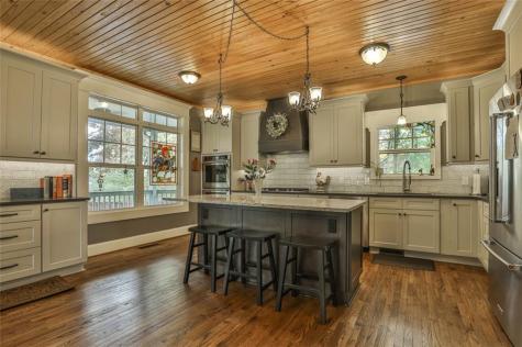 20 Palisade Drive Ellijay GA 30540