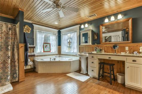 20 Palisade Drive Ellijay GA 30540