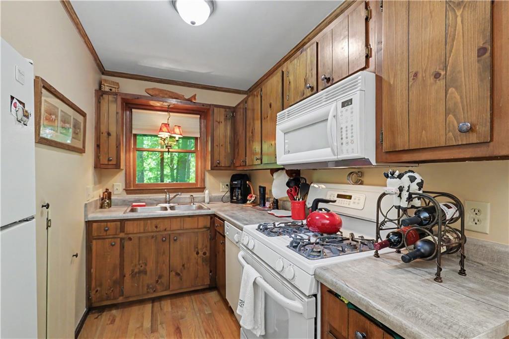 102 Moses Road Rabun Gap GA 30568