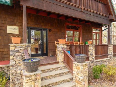 153 Riverview Circle Blue Ridge GA 30513