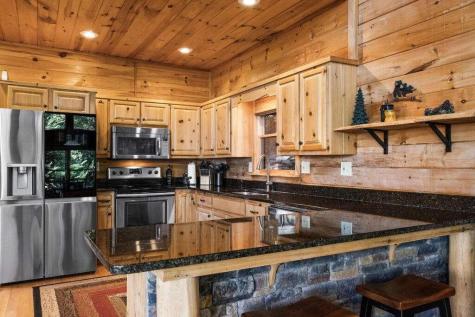 929 Overlook Road Blue Ridge GA 30513