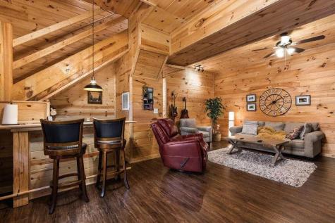 929 Overlook Road Blue Ridge GA 30513