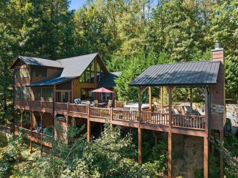 929 Overlook Road Blue Ridge GA 30513