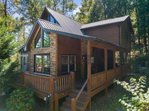 929 Overlook Road Blue Ridge GA 30513