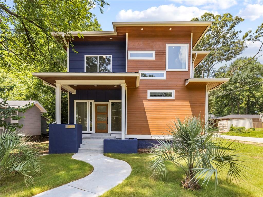 2879 Randall Street East Point GA 30344