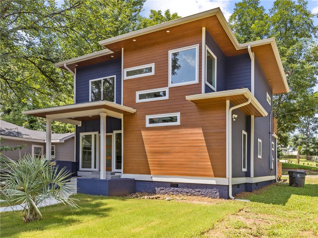 2879 Randall Street East Point GA 30344