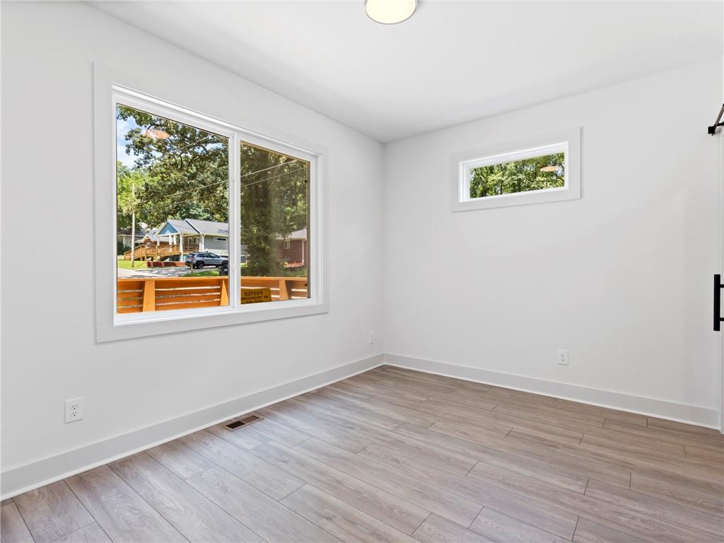 2879 Randall Street East Point GA 30344