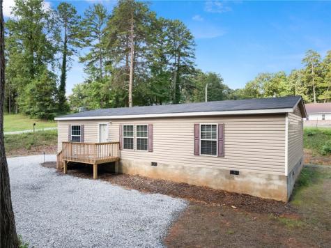 277 Yates Street Cornelia GA 30531