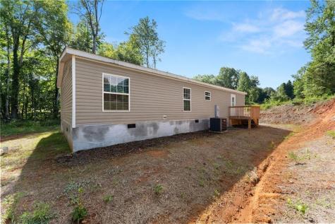 277 Yates Street Cornelia GA 30531