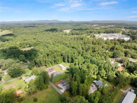 277 Yates Street Cornelia GA 30531
