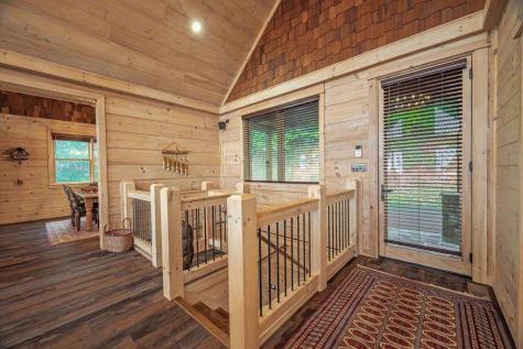 193 Pontoosuc Drive Mineral Bluff GA 30559