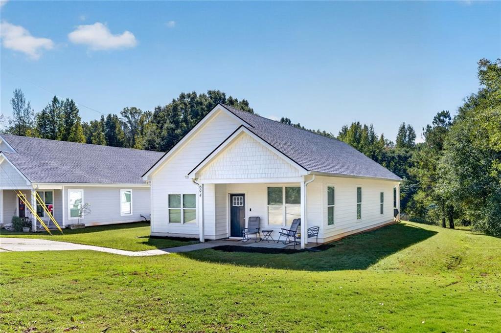 694 Railroad Avenue Comer GA 30629