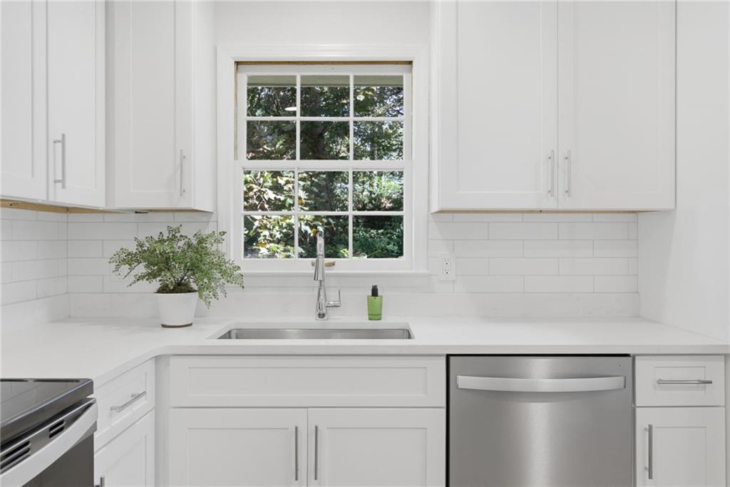 31 Huntwood Drive SE Smyrna GA 30082