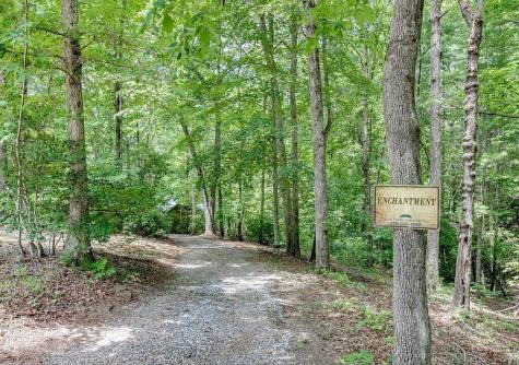 493 Vista View Place Cleveland GA 30528