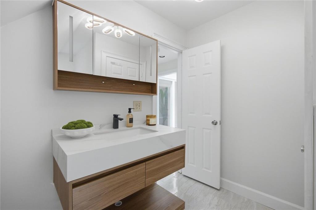 11260 Houze Road Roswell GA 30076