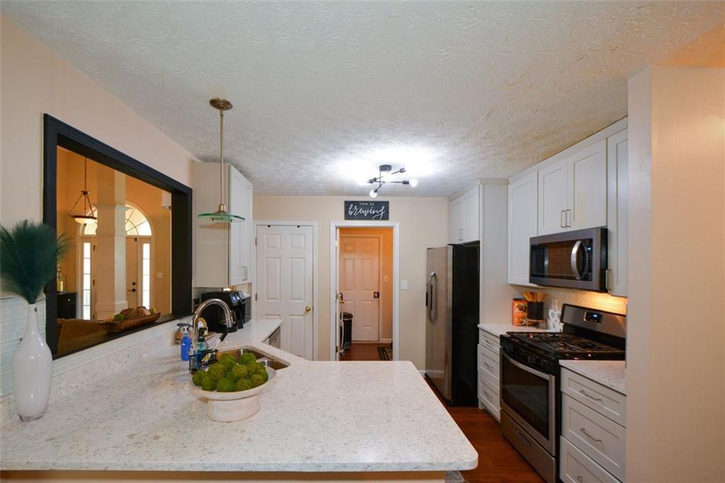 125 Verdon Hill Fayetteville GA 30215