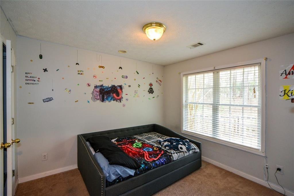125 Verdon Hill Fayetteville GA 30215
