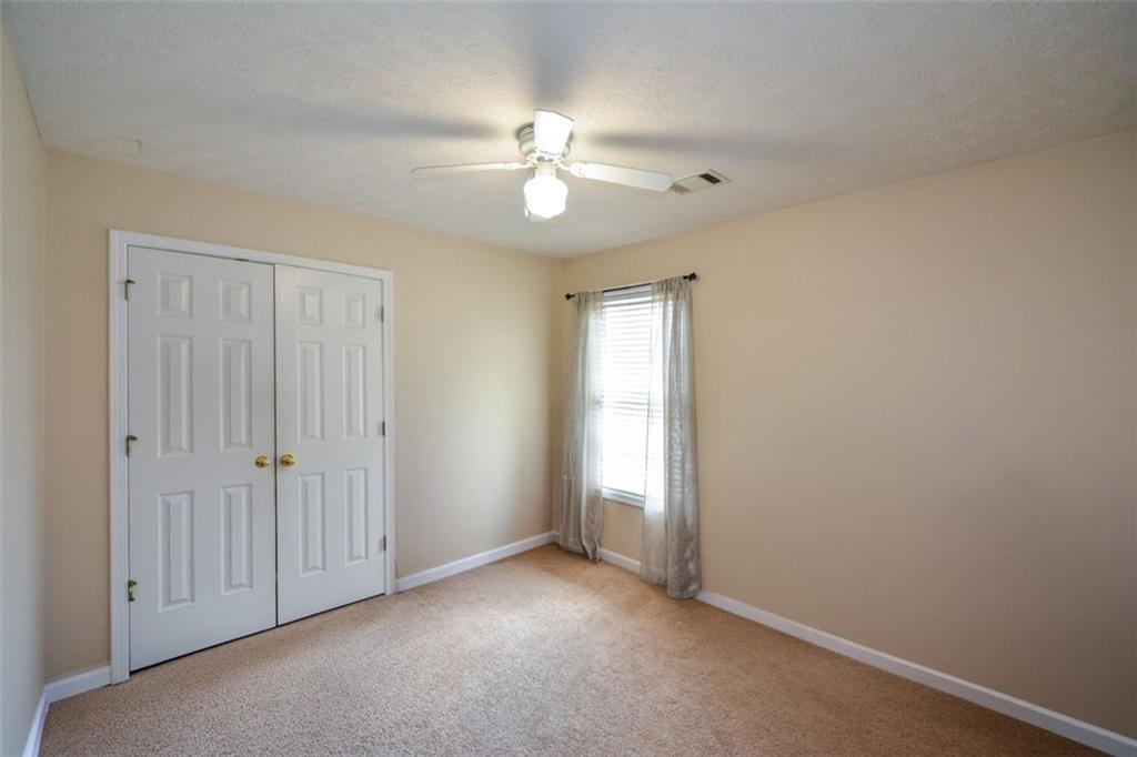 125 Verdon Hill Fayetteville GA 30215