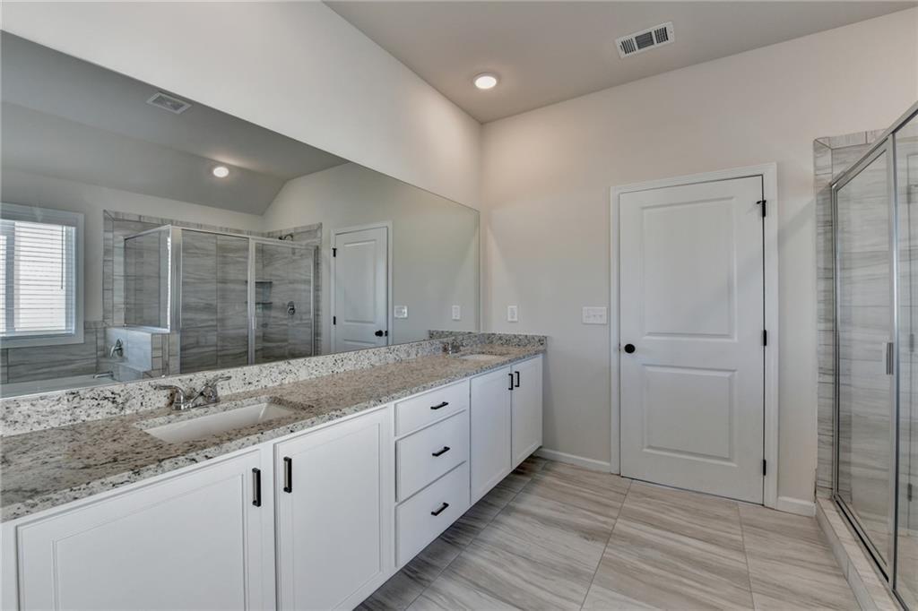 98 Longhorn Way Auburn GA 30011