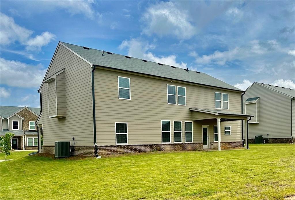 98 Longhorn Way Auburn GA 30011