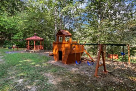 200 Golden Bear Pass Dahlonega GA 30533