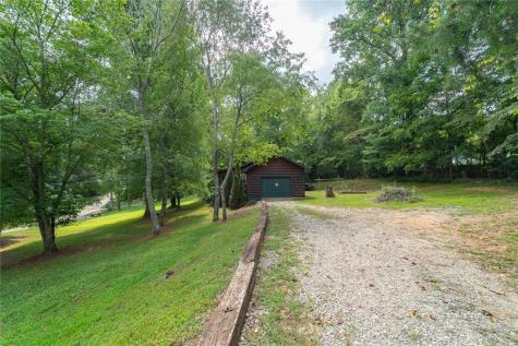 40 Fantasy Lane Blairsville GA 30512