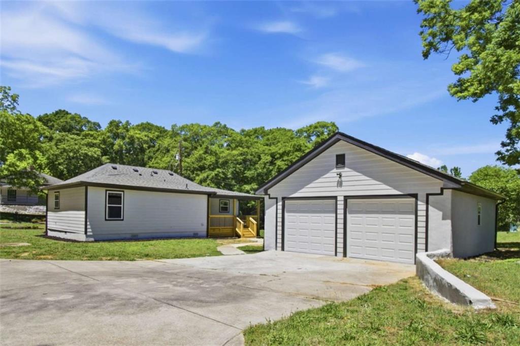 1737 Yellow Street Conyers GA 30012