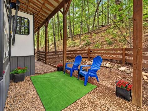 52 25th Street Ellijay GA 30540