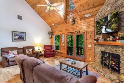 525 Gallery Court Ellijay GA 30540