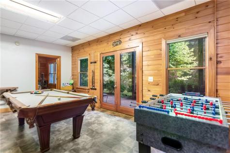 525 Gallery Court Ellijay GA 30540