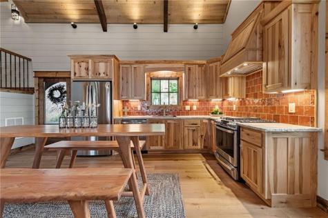 380 Utana Bluffs Trail Ellijay GA 30540