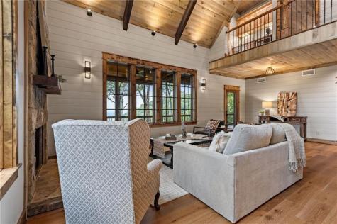 380 Utana Bluffs Trail Ellijay GA 30540