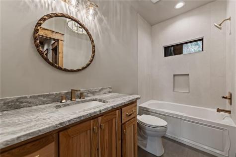380 Utana Bluffs Trail Ellijay GA 30540