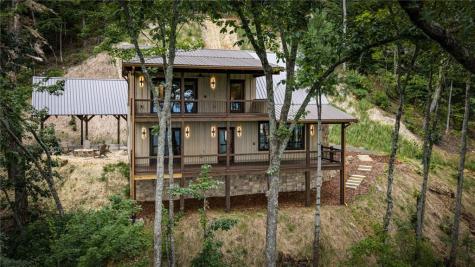 380 Utana Bluffs Trail Ellijay GA 30540