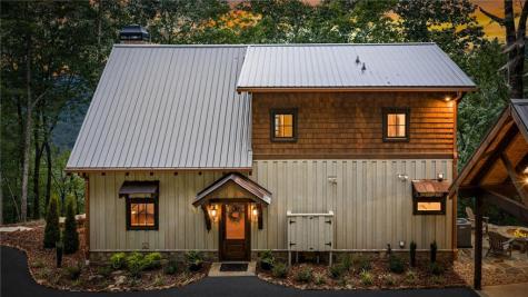 380 Utana Bluffs Trail Ellijay GA 30540