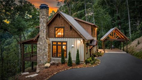 380 Utana Bluffs Trail Ellijay GA 30540