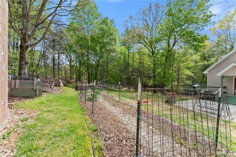 656 Stanley Nix Road Cleveland GA 30528