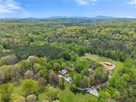656 Stanley Nix Road Cleveland GA 30528