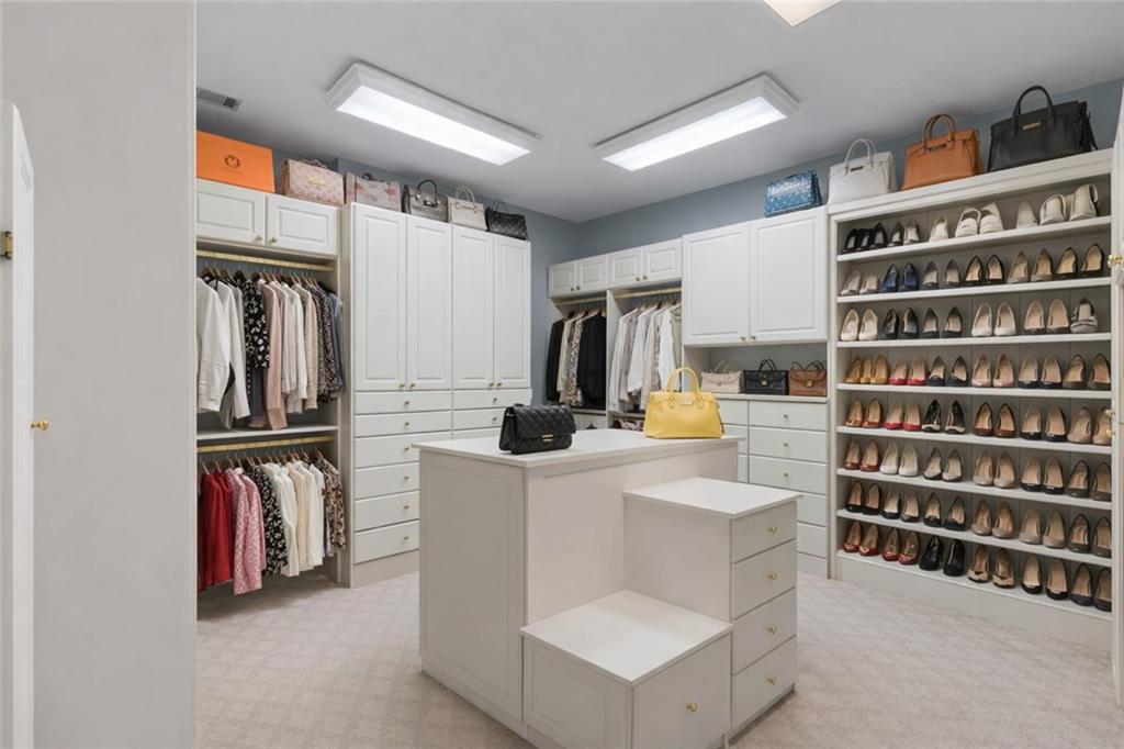 675 W Paces Ferry Unit #10 Road NW Atlanta GA 30327