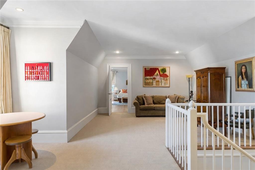 675 W Paces Ferry Unit #10 Road NW Atlanta GA 30327