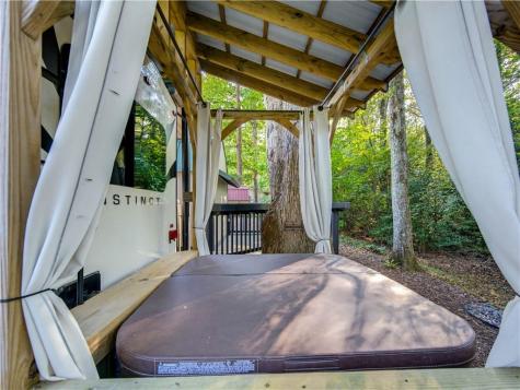 324 Leisure Acres Drive Cleveland GA 30528