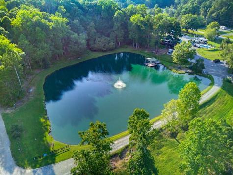 324 Leisure Acres Drive Cleveland GA 30528