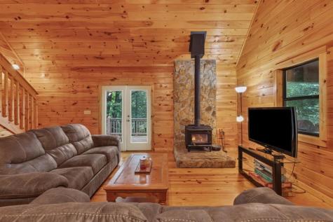795 Fugue Drive Ellijay GA 30540